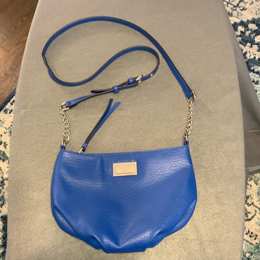Juicy Couture crossbody. Blue with silver chain